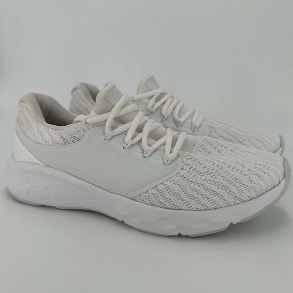 Under Armour Women's Charged Vantage Running Shoes sz 9 White 3023565-104 PO